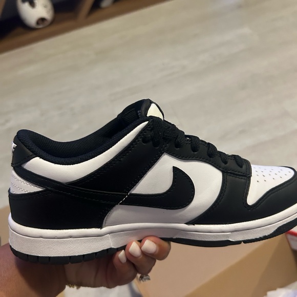 Nike Dunks - Picture 4 of 10